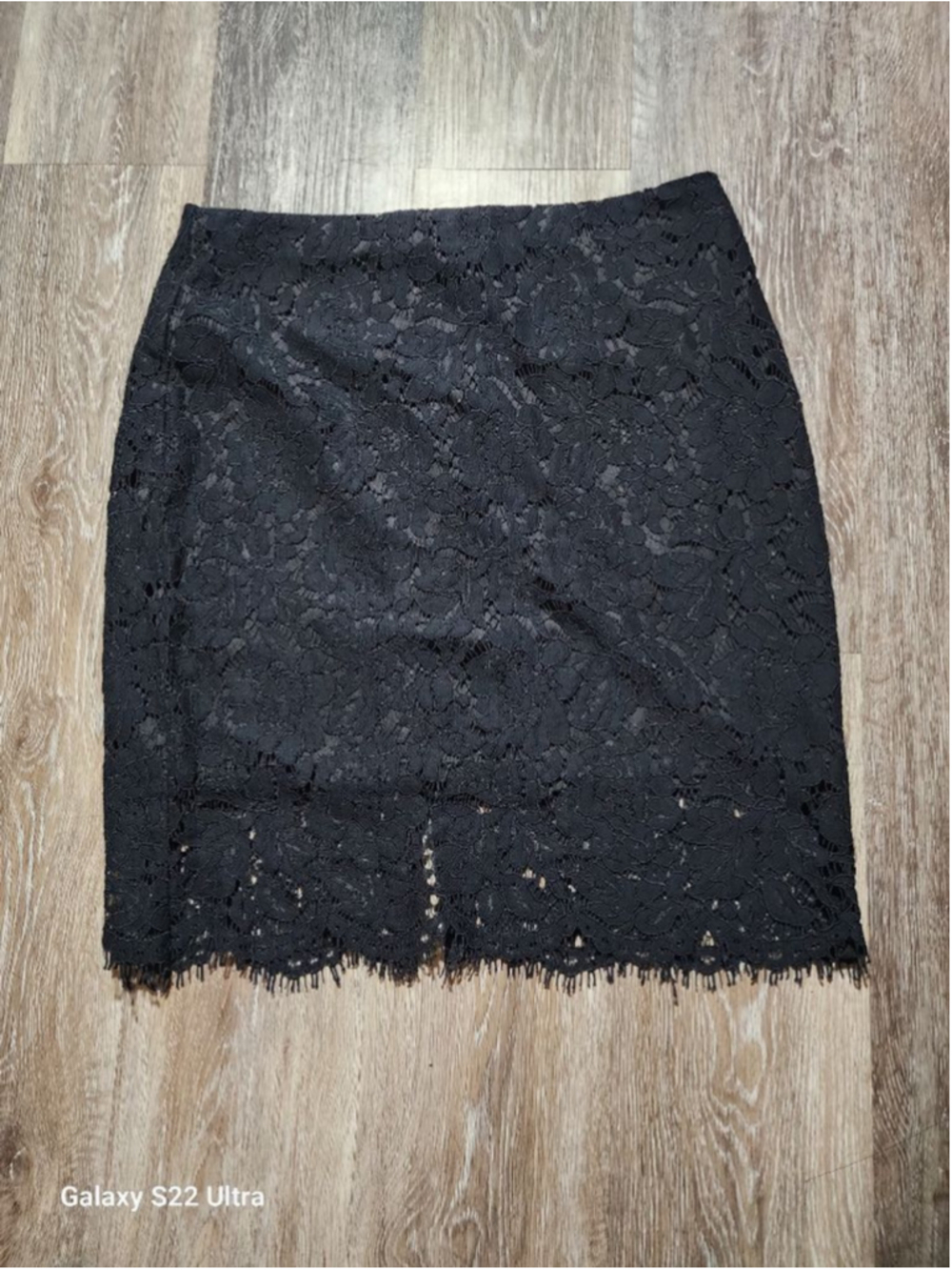 Women's Banana Republic Black Lace Pencil Skirt 6P - Picture 3 of 9